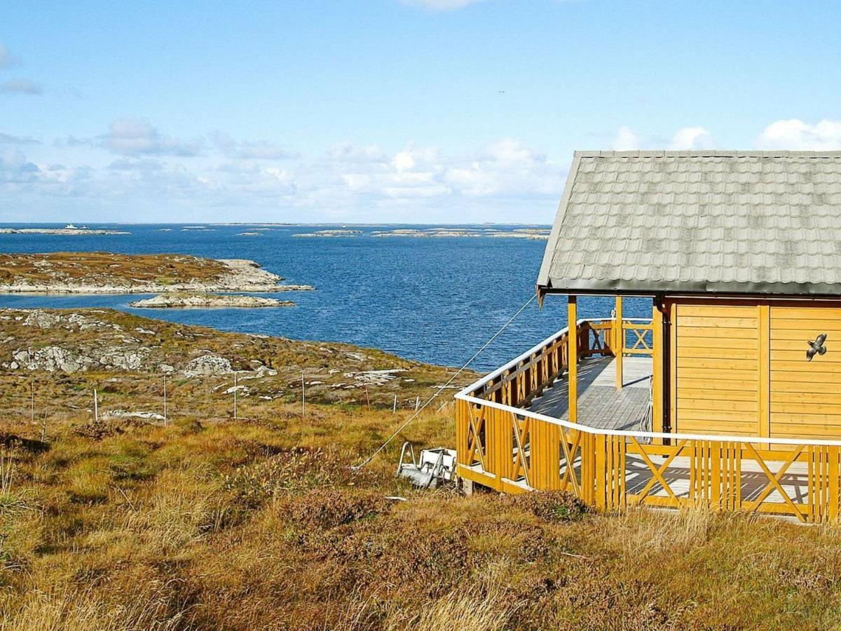 Three-Bedroom Holiday Home In Dyrvik Tuvnes Екстер'єр фото